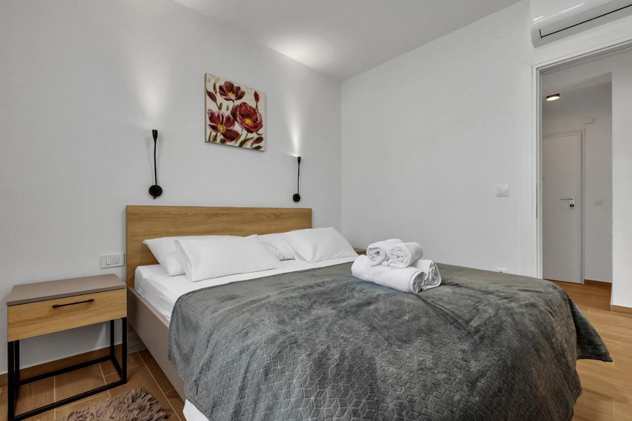 Barisimo - Exklusiv * Makarska